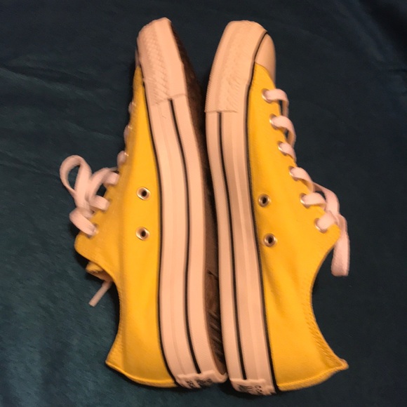 Converse Sneakers - Picture 4 of 10